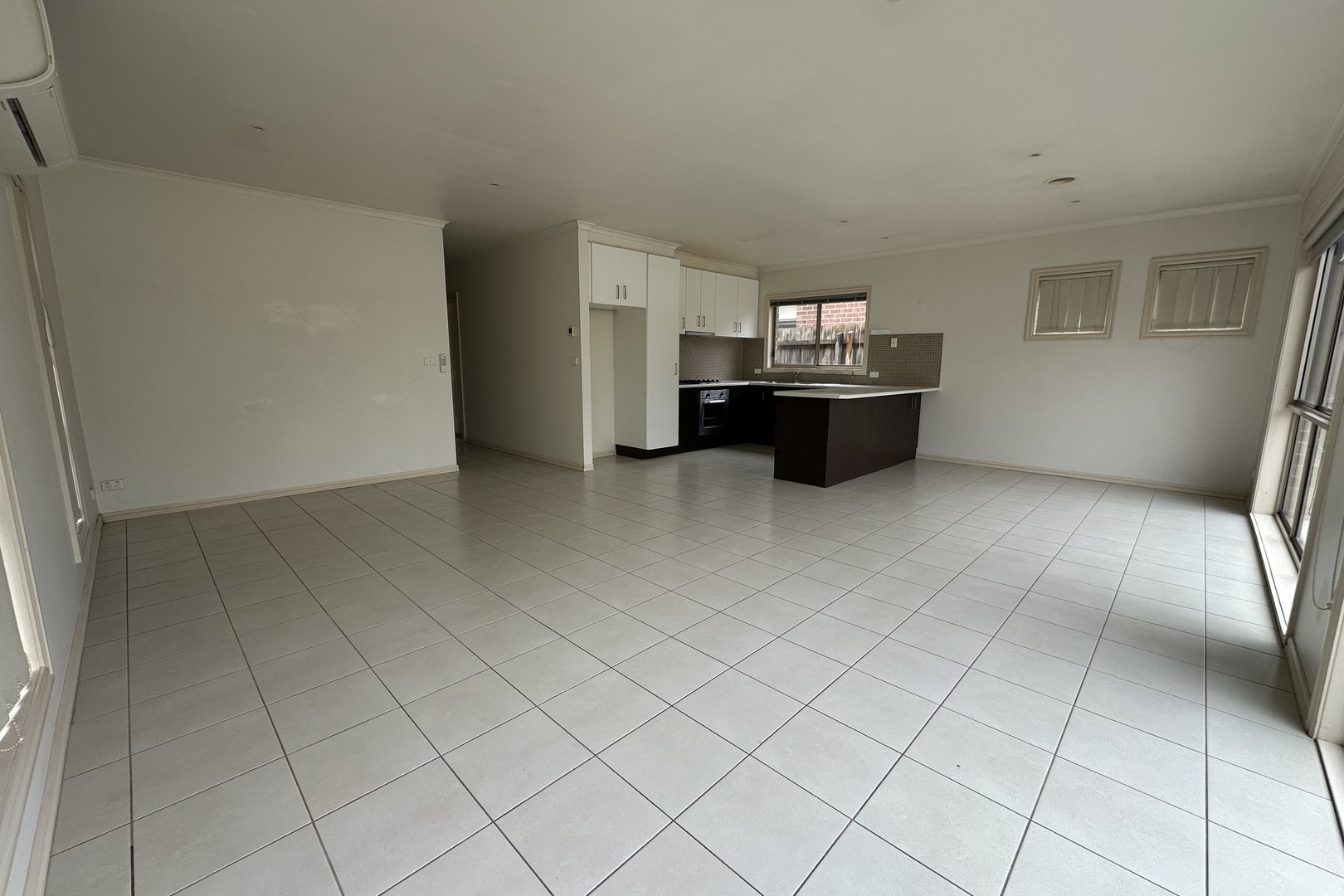 15 Lucas Terrace, Taylors Hill, VIC 3037, Taylors Hill - Thumbnail 4