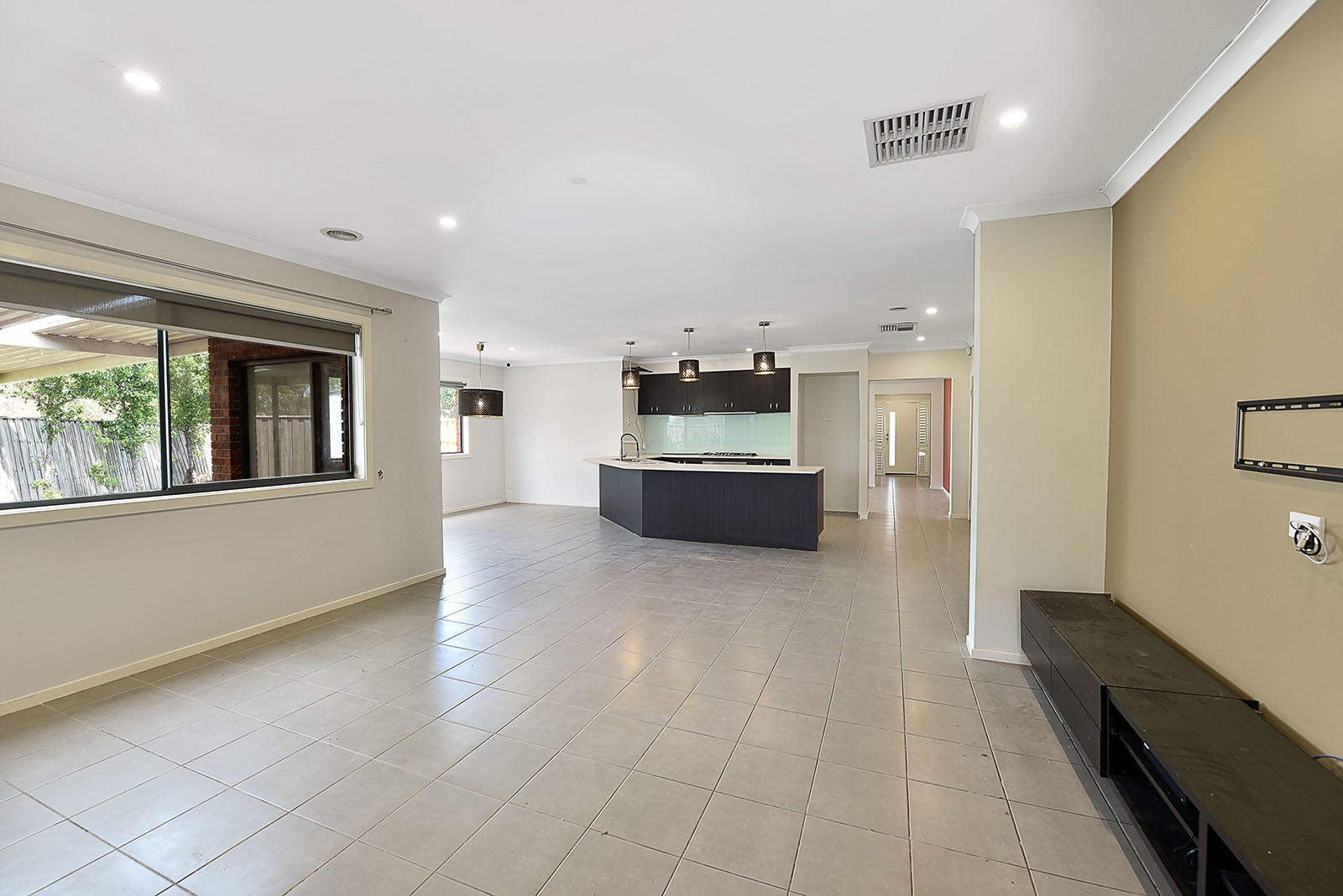 15 Mallard Close, Williams Landing, VIC 3027, Williams Landing - Thumbnail 3