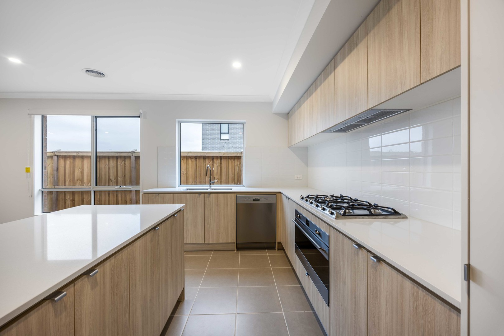 15 Mangioni Drive, Deanside, VIC 3336, Deanside - Thumbnail 4