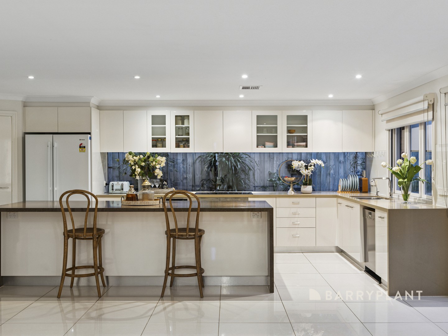 15 Mara Close, Wantirna South, VIC 3152, Wantirna South - Thumbnail 2