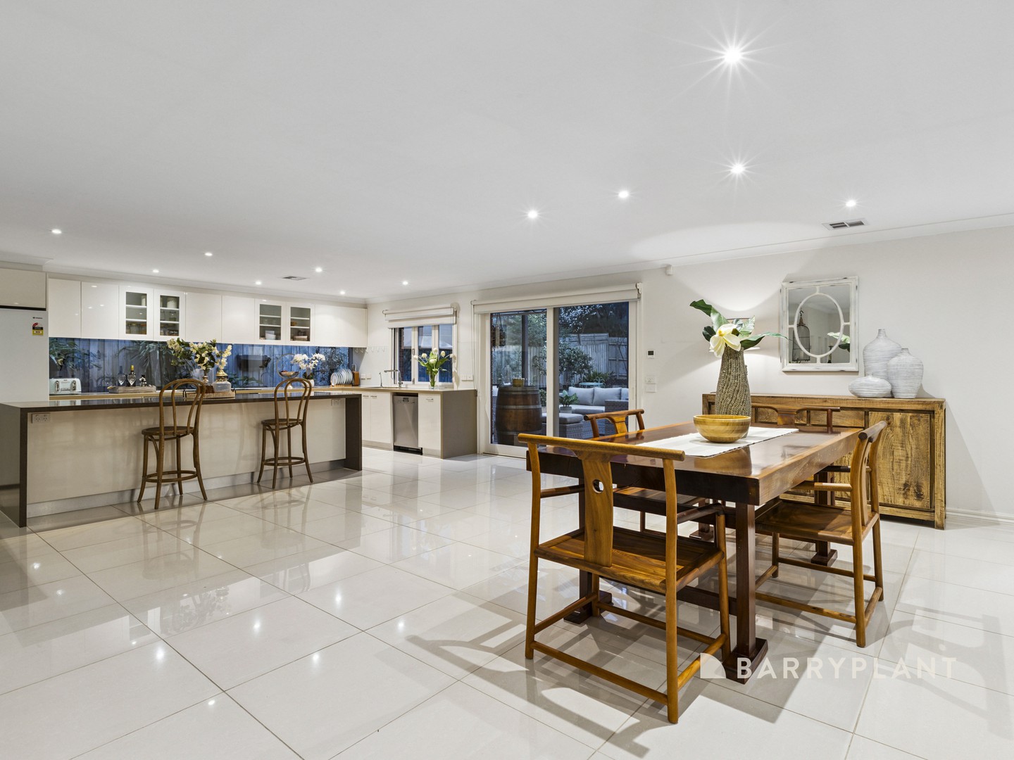 15 Mara Close, Wantirna South, VIC 3152, Wantirna South - Thumbnail 3
