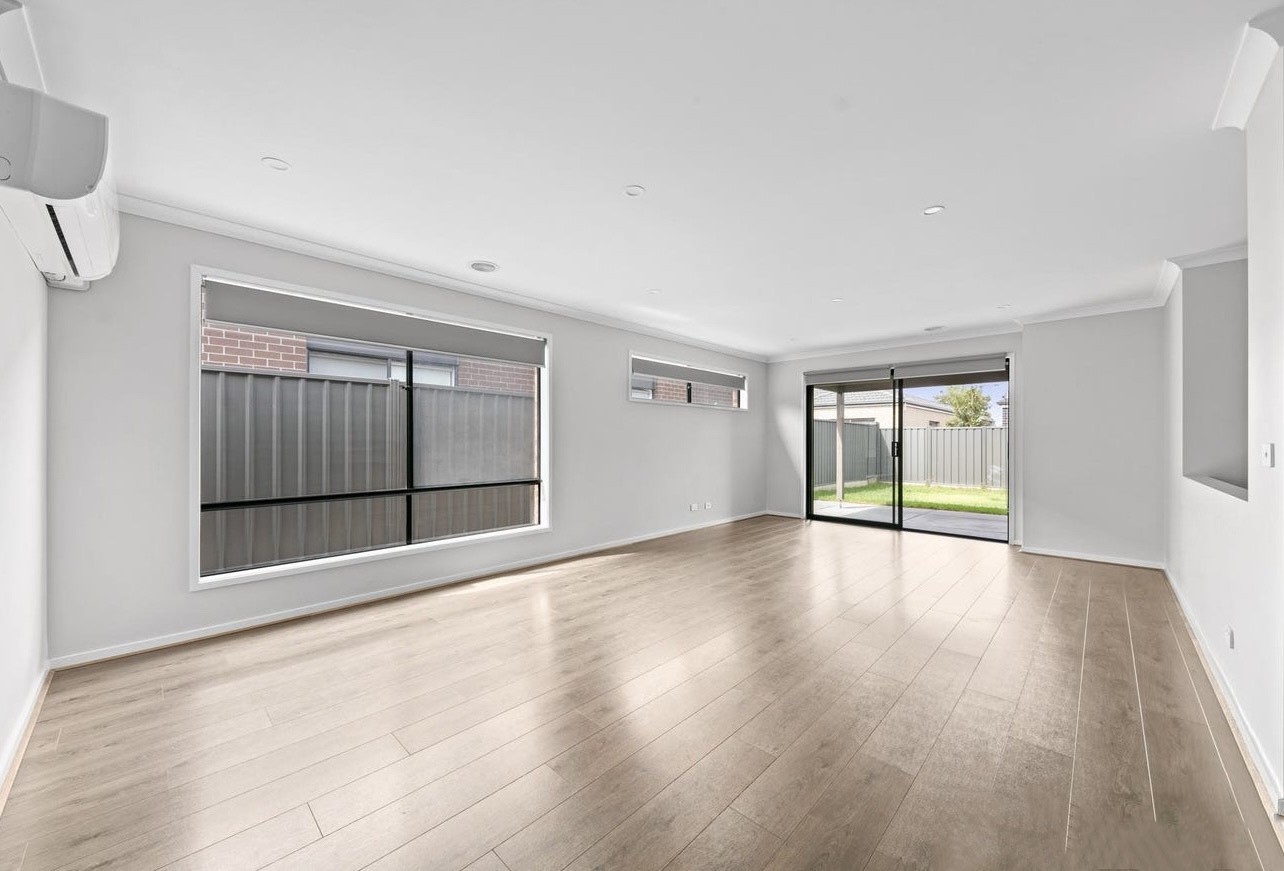 15 Maribyrnong Way, Cobblebank, VIC 3338, Cobblebank - Thumbnail 5