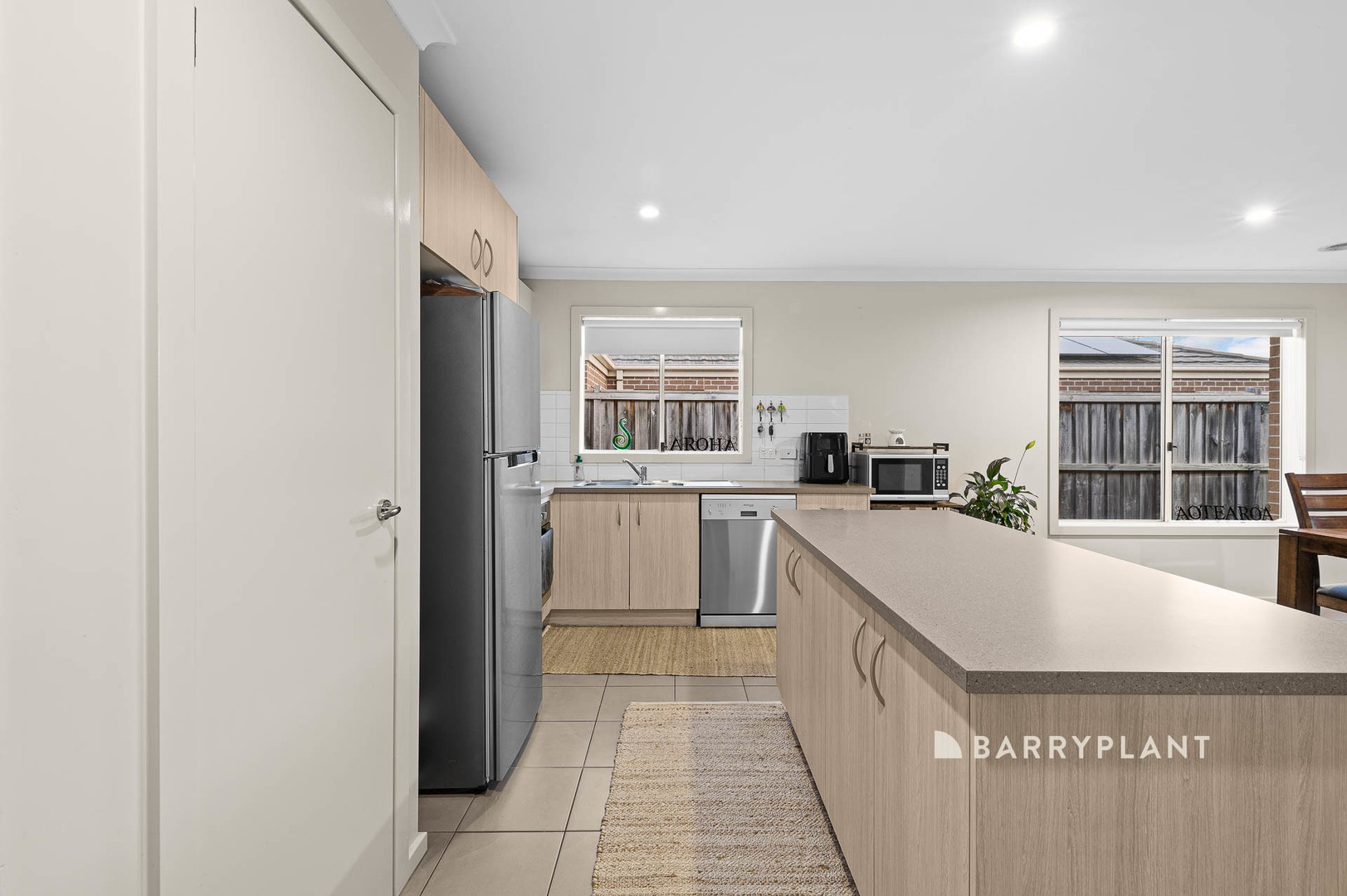 15 Markbeech Crescent, Officer, VIC 3809, Officer - Thumbnail 4