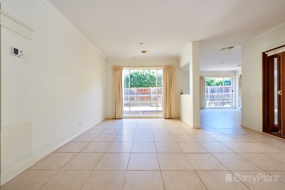 15 Marriott Drive, Keysborough, VIC 3173, Keysborough - Thumbnail 4