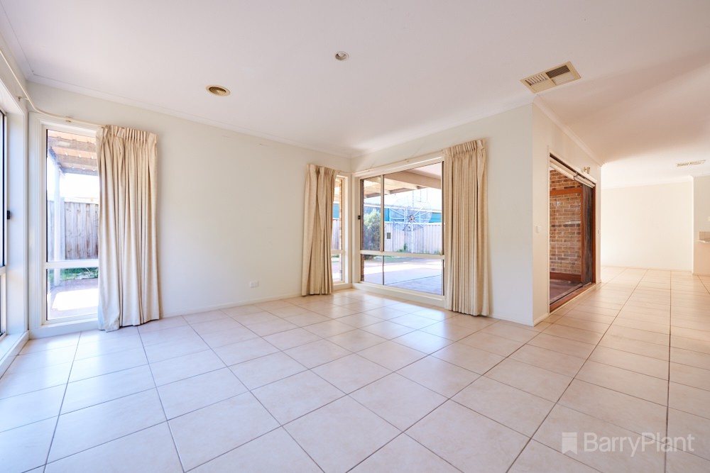 15 Marriott Drive, Keysborough, VIC 3173, Keysborough - Thumbnail 5