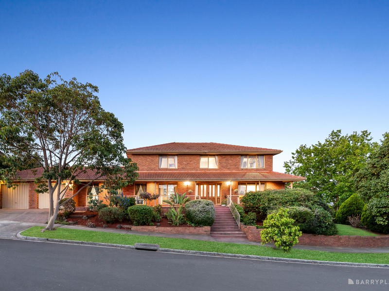 15 Maverick Close, Doncaster, VIC 3108 - Image - 22/10/2025