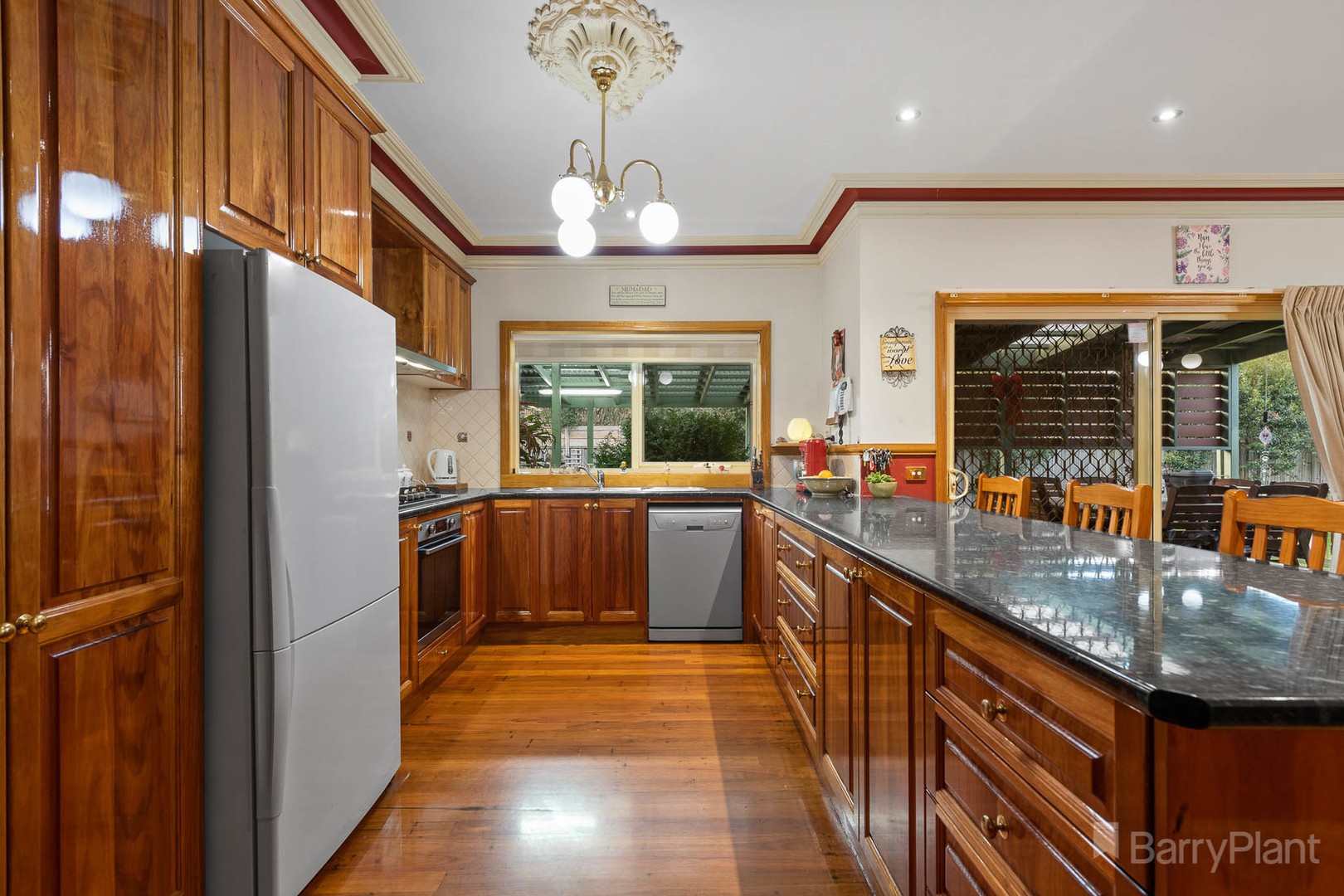 15 Mccubbin Avenue, Pakenham, VIC 3810, Pakenham - Thumbnail 3