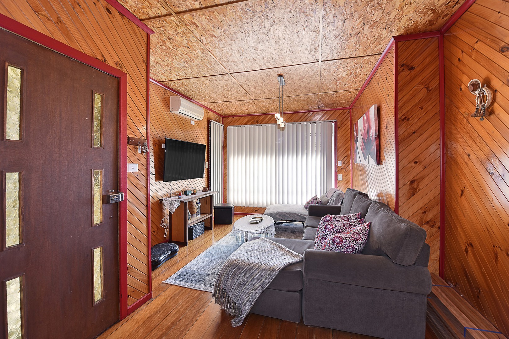 15 Mcfadzean Avenue, Reservoir, VIC 3073 - Thumbnail 2 - 20/02/2025