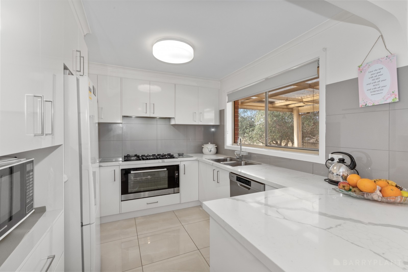 15 Mckeon Circuit, Dandenong North, VIC 3175, Dandenong North - Thumbnail 3