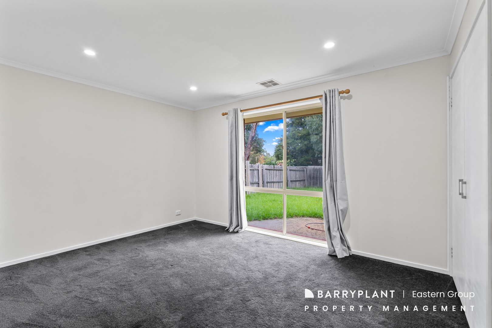 15 McNamara Ct, Pakenham, VIC 3810, Pakenham - Thumbnail 6