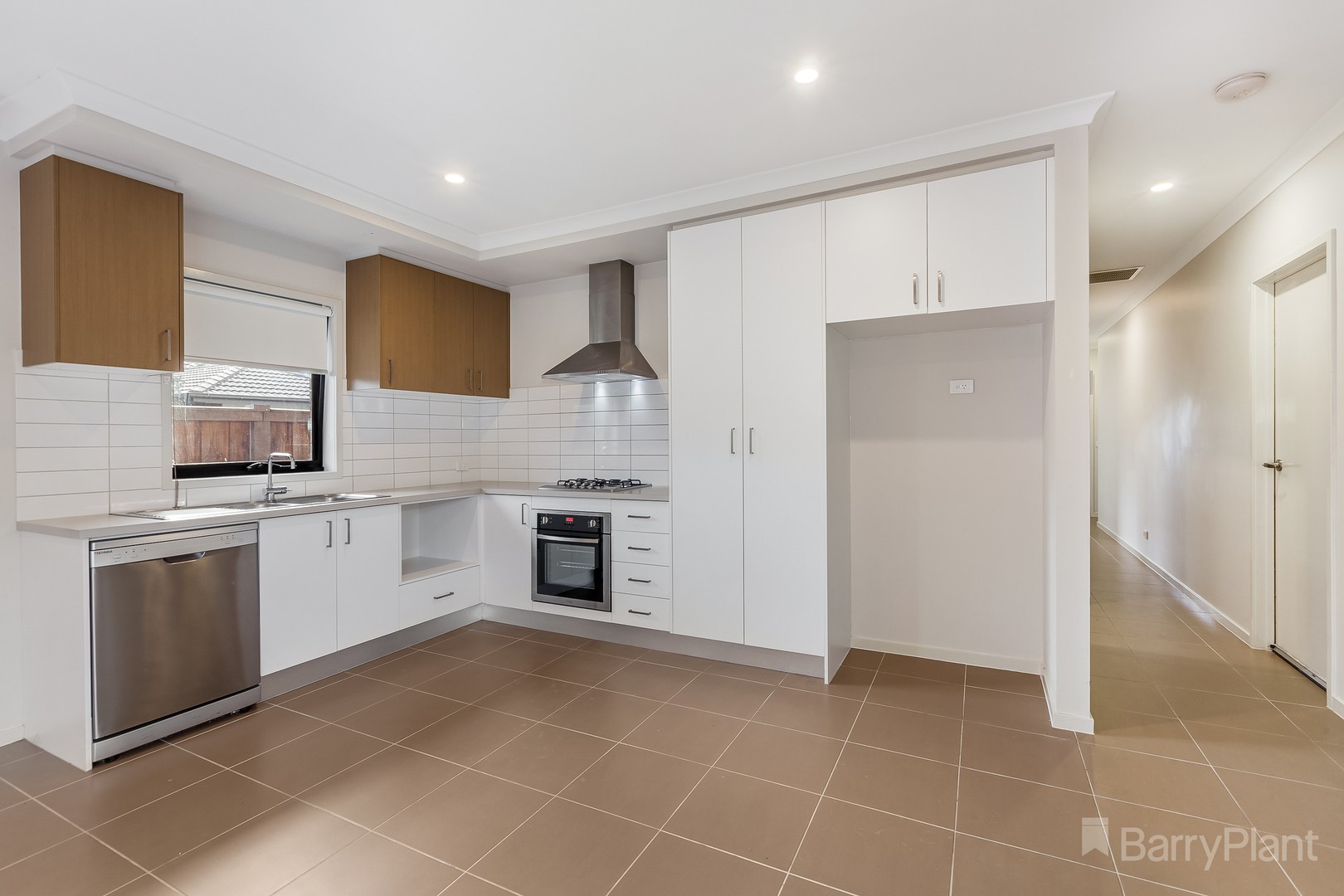 15 Medallion Ave, Beveridge, VIC 3753, Beveridge - Thumbnail 3