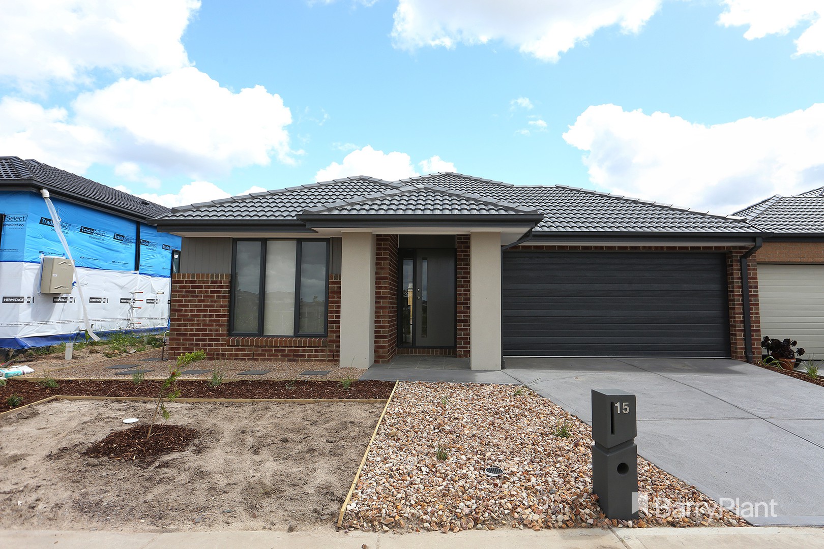 15 Melaan Way, Clyde North, VIC 3978 - Thumbnail 1 - 29/11/2022