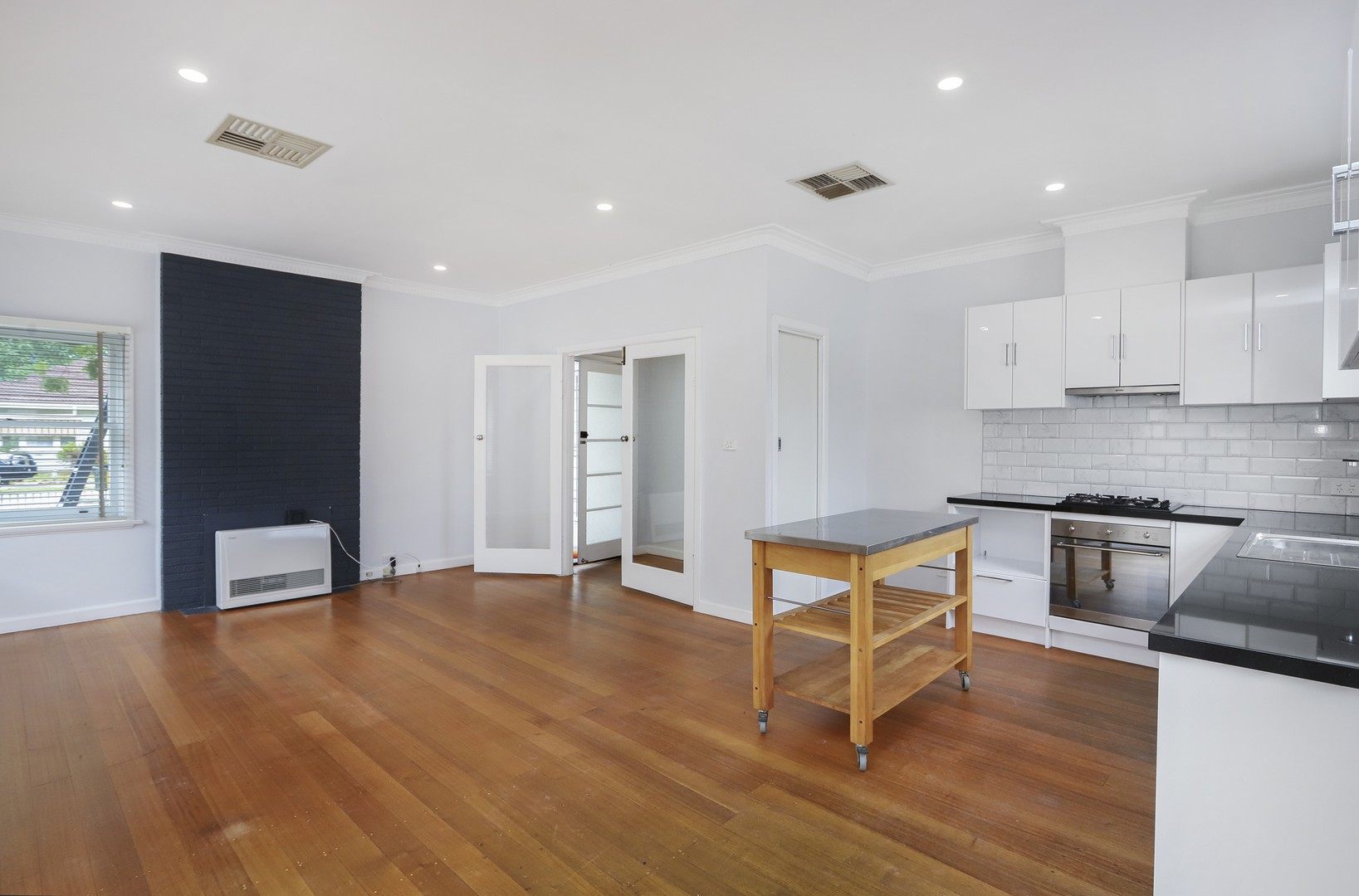 15 Mellor Street, Sunshine, VIC 3020, Sunshine - Thumbnail 4