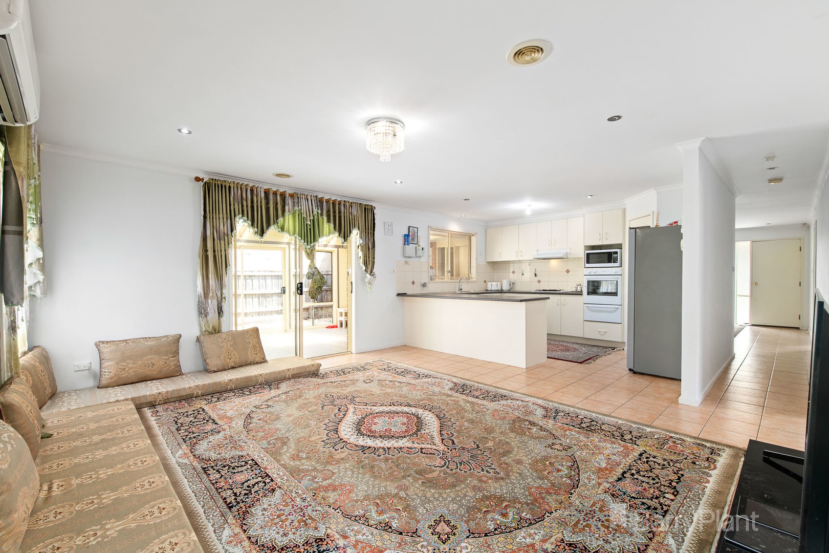 15 Michaelia CloseCranbourne West, VIC 3977, Cranbourne West - Thumbnail 2