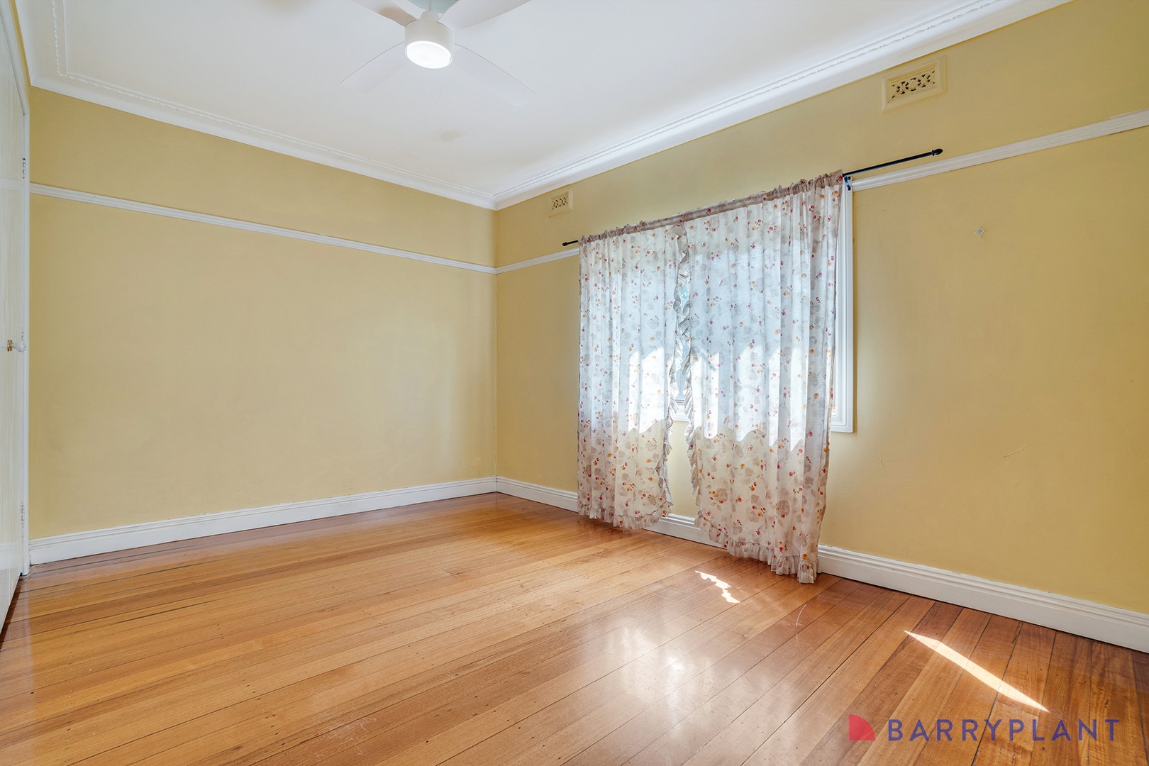 15 Mikado Street, Hadfield, VIC 3046, Hadfield - Thumbnail 6