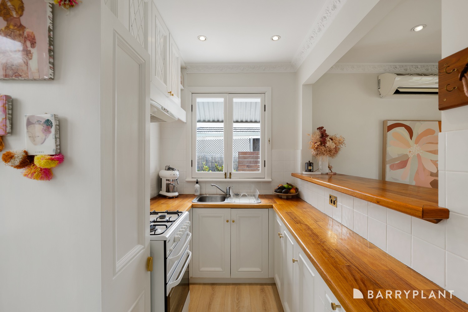 15 Mimosa Avenue, Kilsyth, VIC 3137, Kilsyth - Thumbnail 3