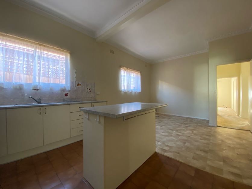 15 Muchell Grove, Coburg, VIC 3058 - Thumbnail 2 - 07/12/2022