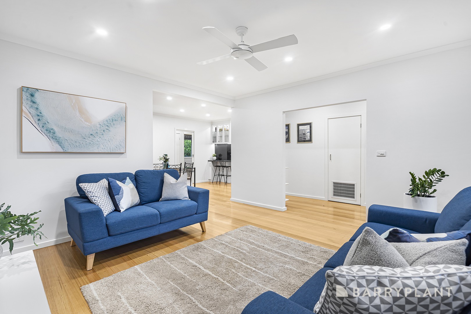 15 Myoora Drive, Mooroolbark, VIC 3138 - Thumbnail 2 - 13/03/2025