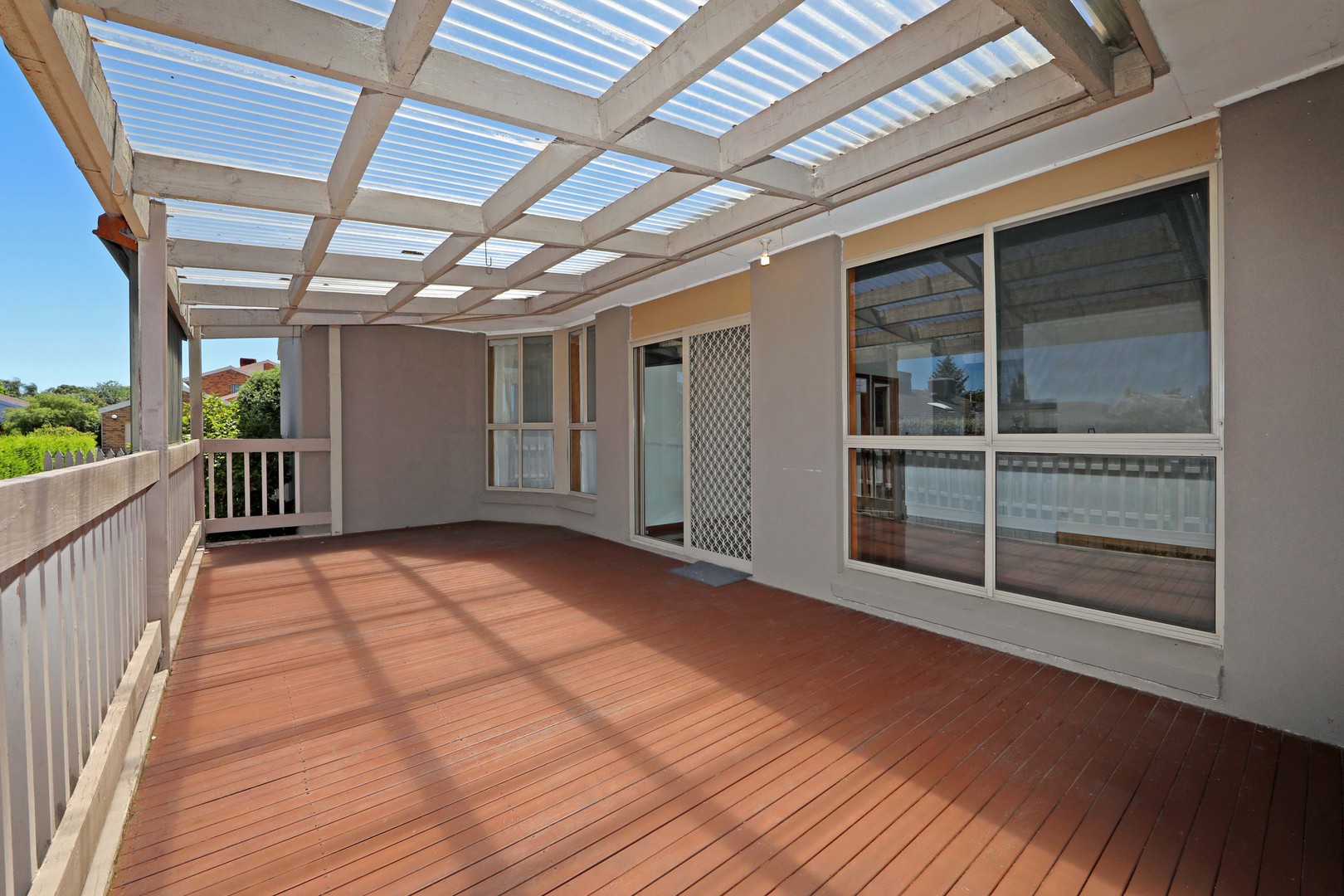 15 Neerim Court, Rowville, VIC 3178, Rowville - Thumbnail 2