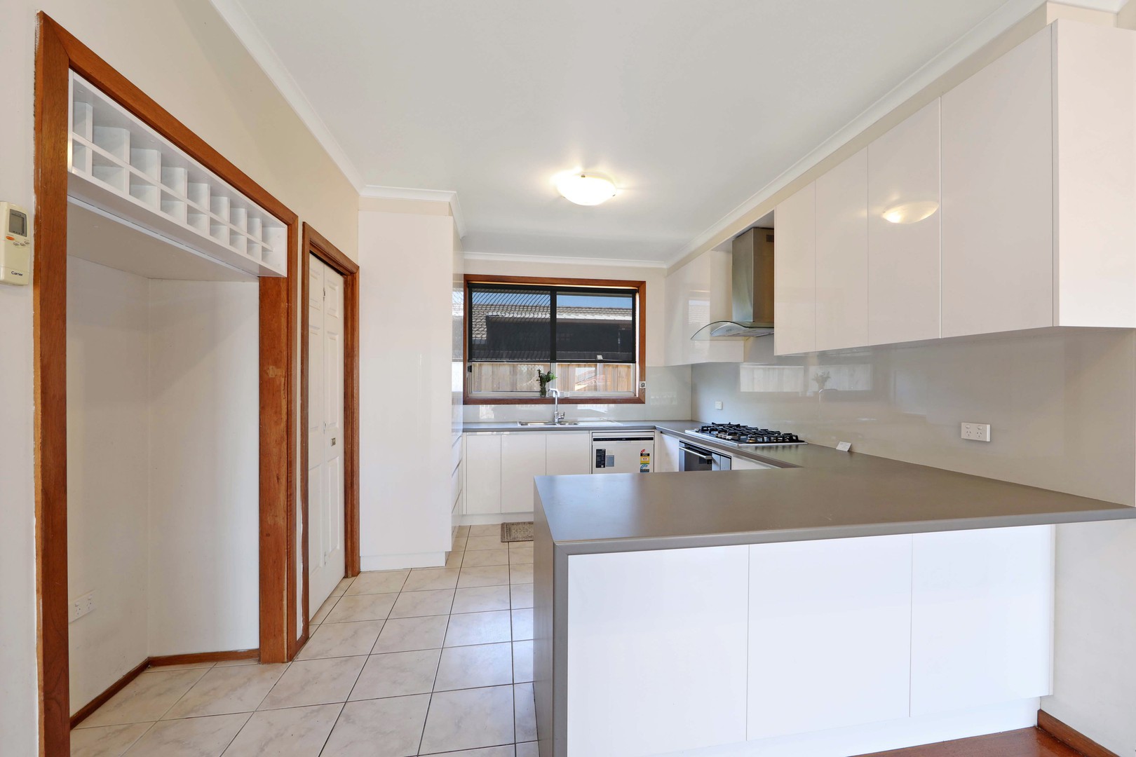 15 Neerim Court, Rowville, VIC 3178, Rowville - Thumbnail 3