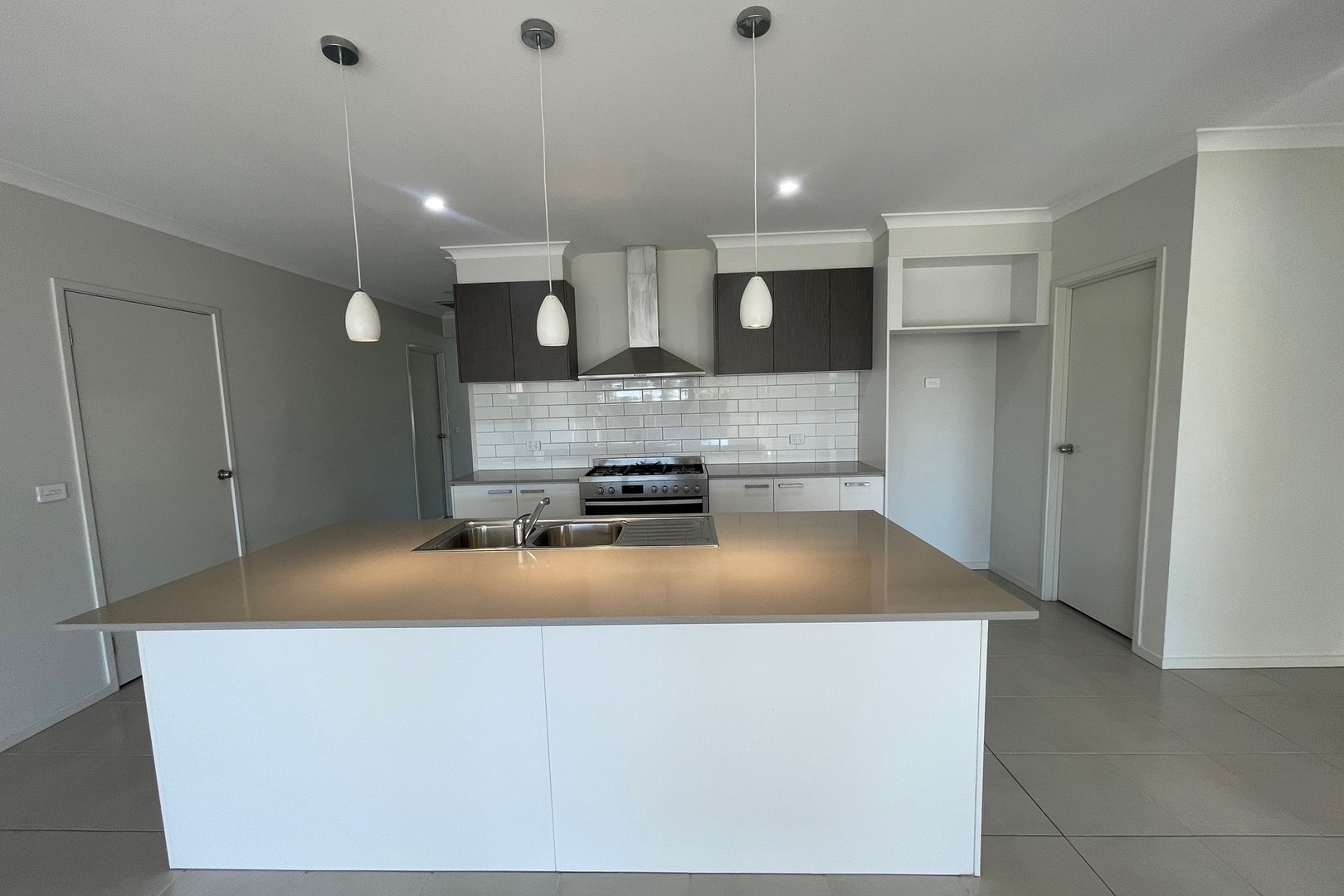 15 Nethercote Street, Craigieburn, VIC 3064, Craigieburn - Thumbnail 7