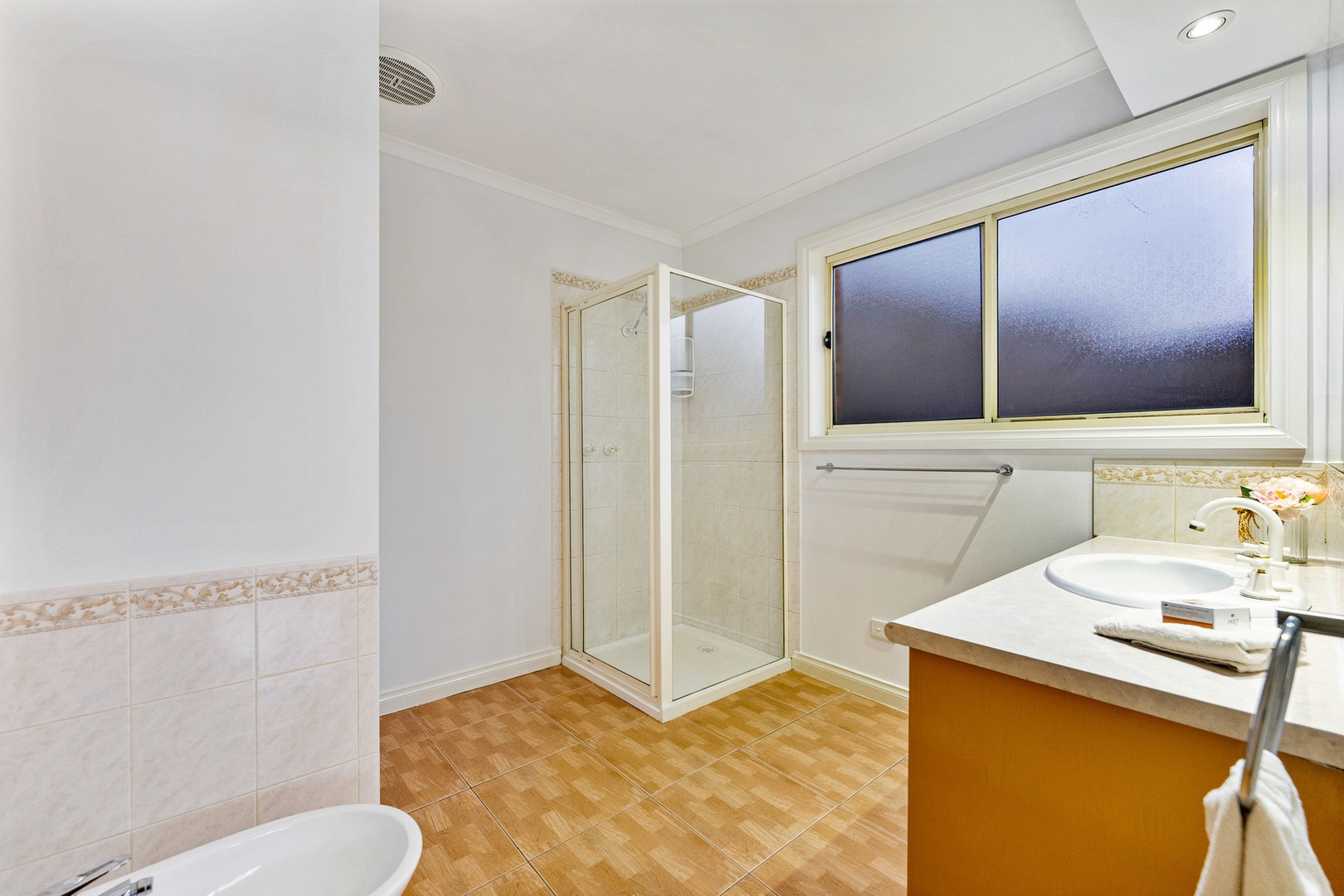 15 Newcombe DriveSt Albans, VIC 3021, St Albans - Thumbnail 6