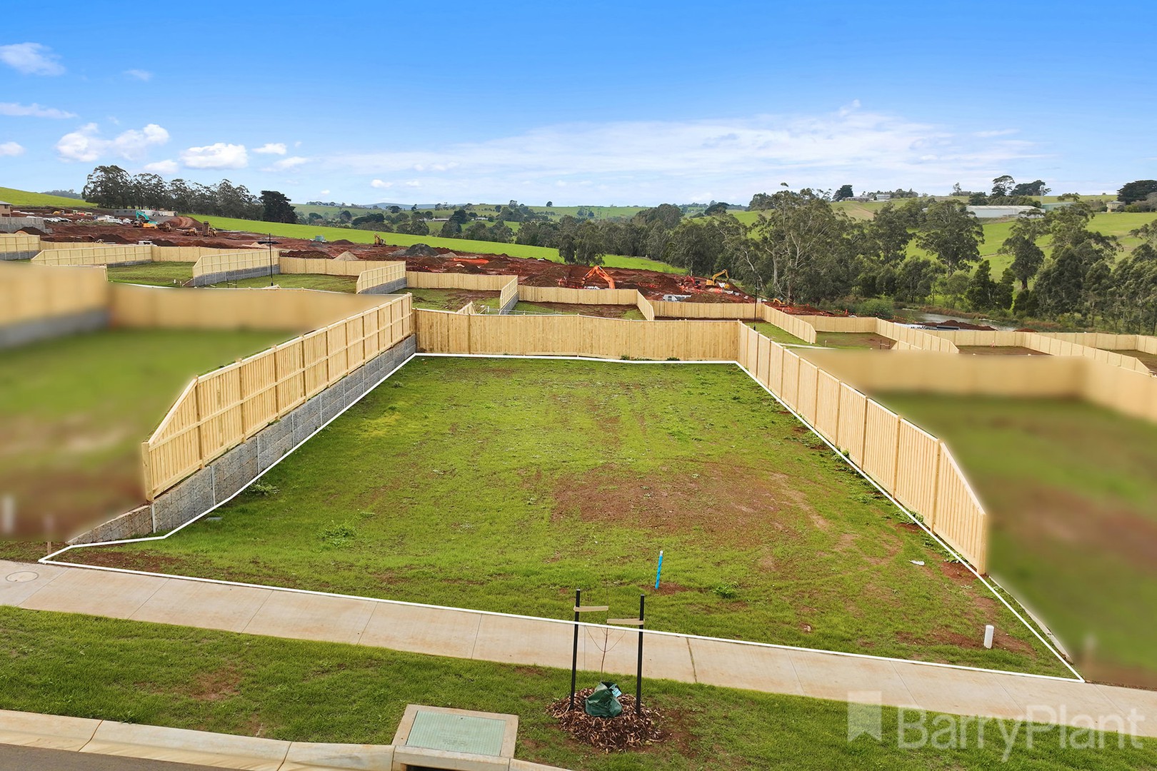 15 Newton Avenue, Warragul, VIC 3820, Warragul - Thumbnail 3
