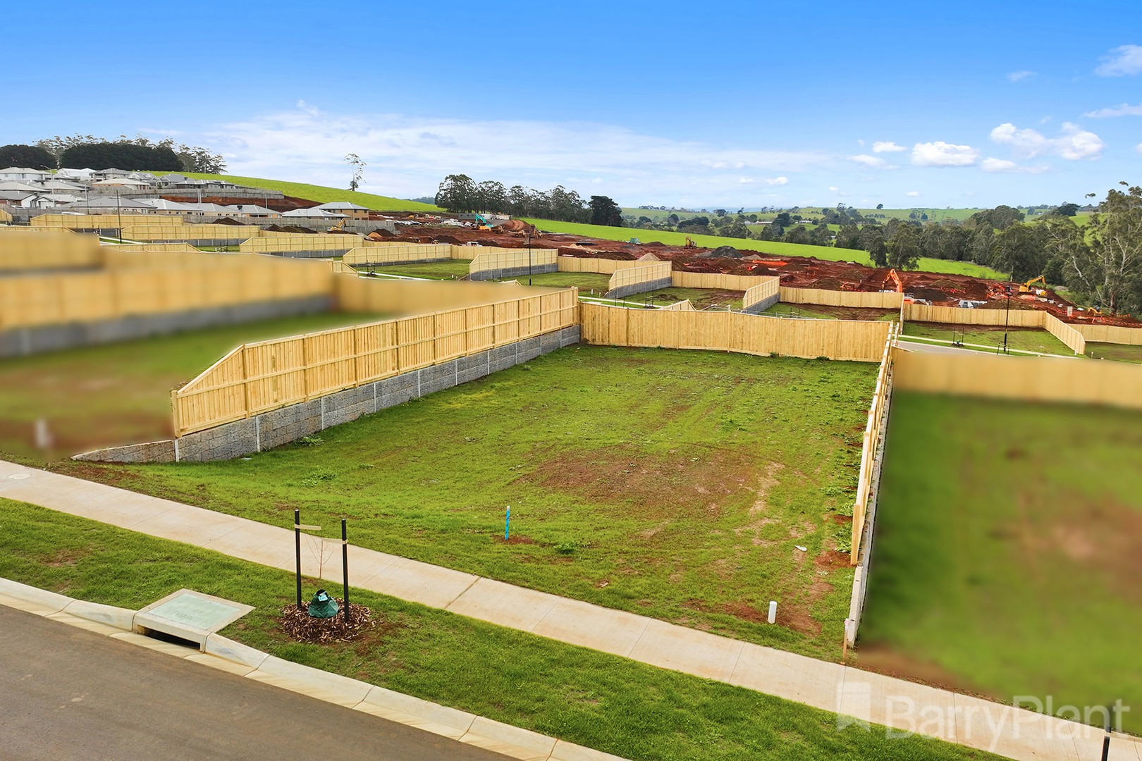 15 Newton Avenue, Warragul, VIC 3820, Warragul - Thumbnail 6