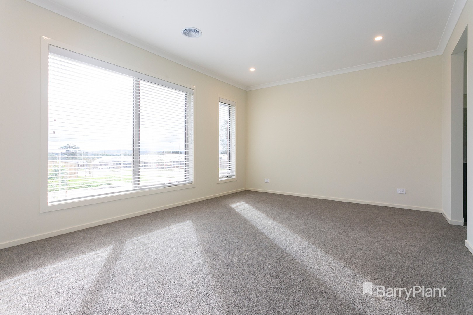 15 Palladium Boulevard, Drouin, VIC 3818, Drouin - Thumbnail 6