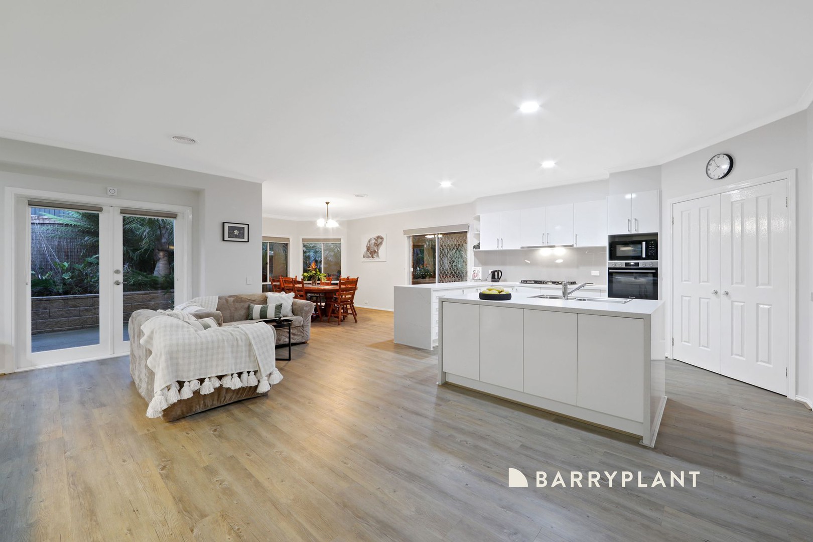 15 Palmerston Road, Lysterfield, VIC 3156, Lysterfield - Thumbnail 3