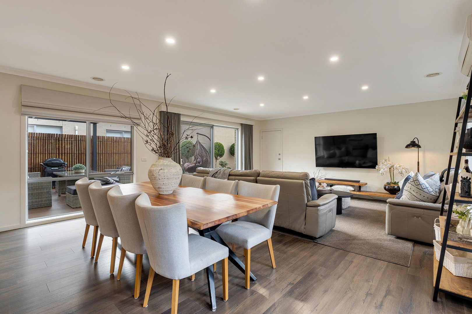 15 Parkfield Walk, Westmeadows, VIC 3049, Westmeadows - Thumbnail 8