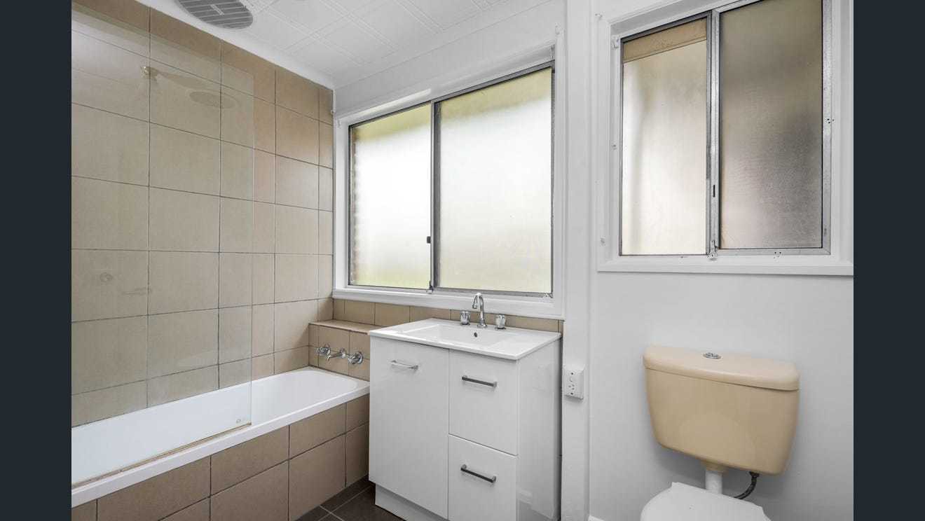 15 Peacock Avenue, Norlane, VIC 3214, Norlane - Thumbnail 6
