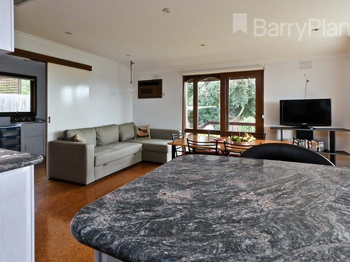 15 Peckover Court, Endeavour Hills, VIC 3802, Endeavour Hills - Thumbnail 4