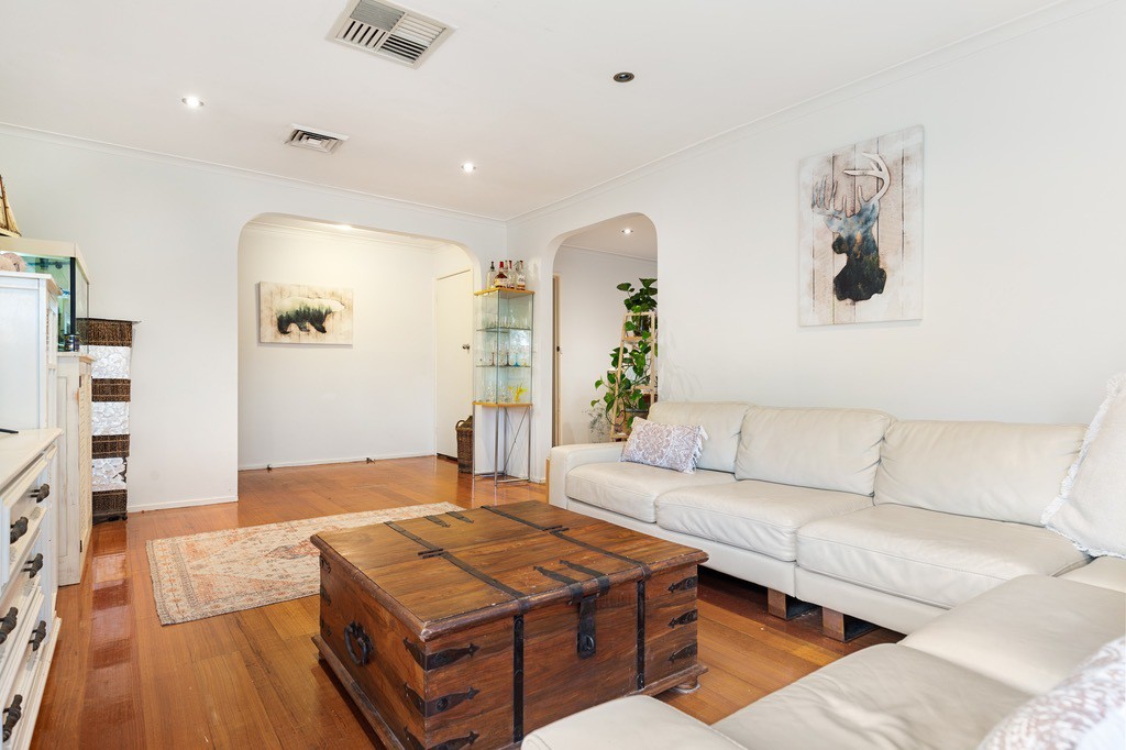 15 Piccadilly Crescent, Keysborough, VIC 3173, Keysborough - Thumbnail 3