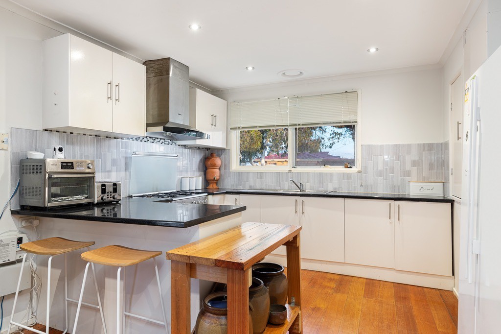 15 Piccadilly Crescent, Keysborough, VIC 3173, Keysborough - Thumbnail 4