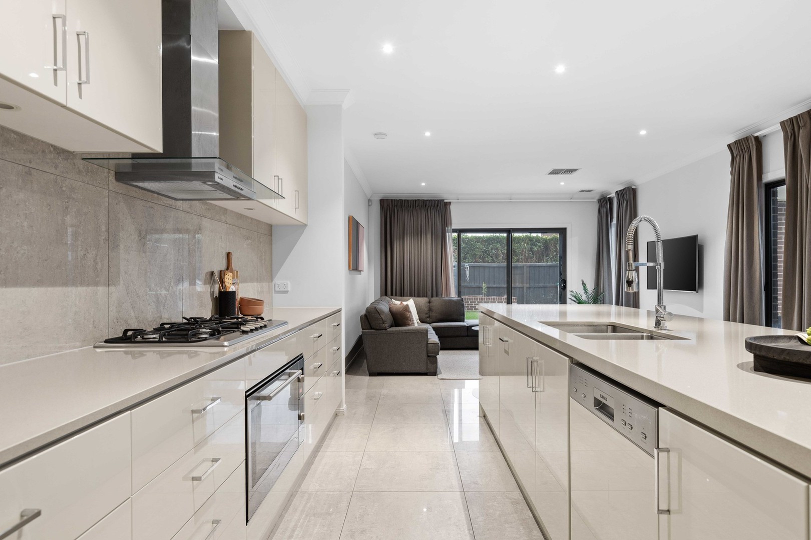 15 Pirie Way, Taylors Hill, VIC 3037, Taylors Hill - Thumbnail 5