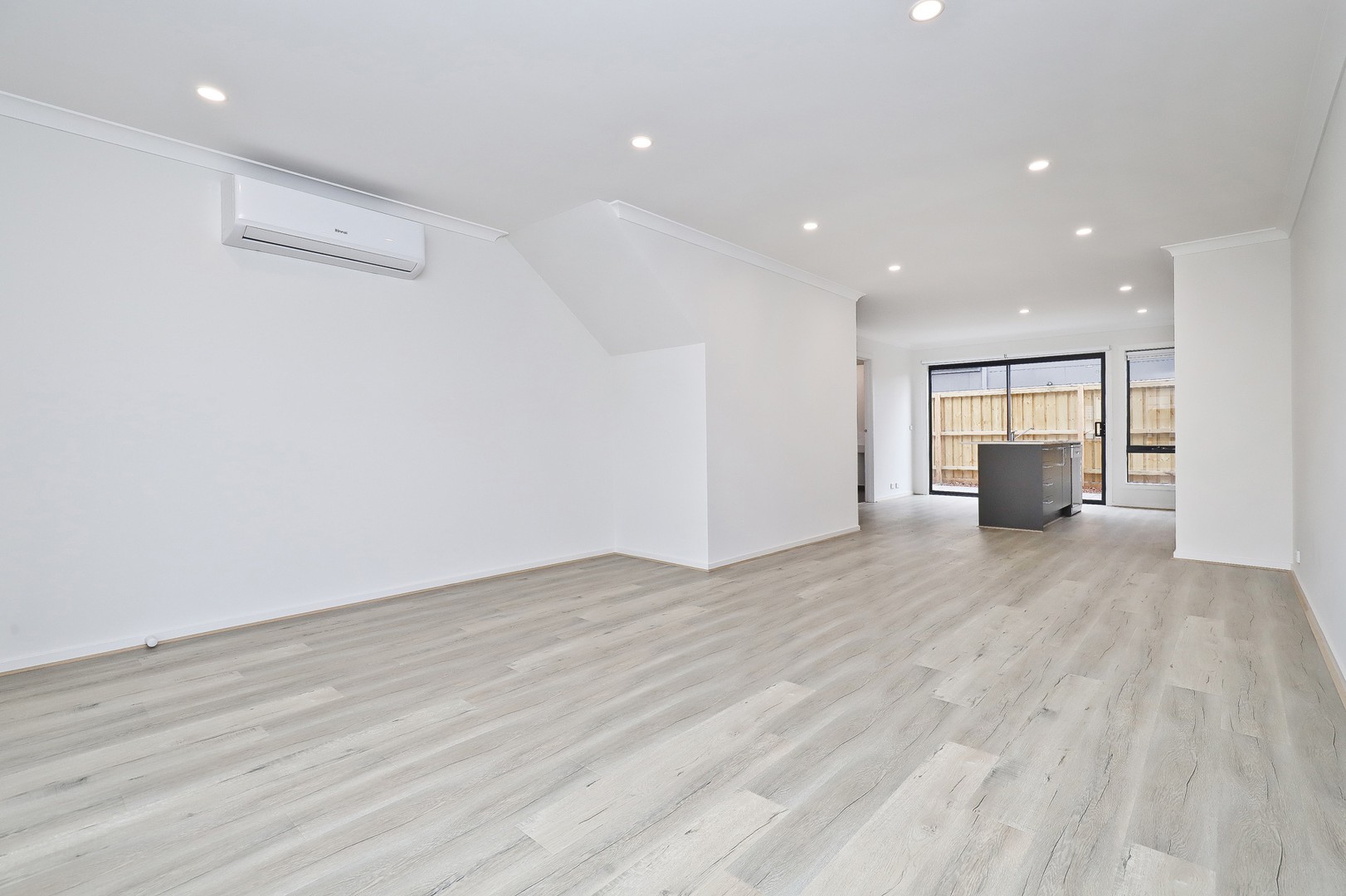 15 Pisa StreetFraser Rise, VIC 3336  - Leased, Fraser Rise - Thumbnail 3