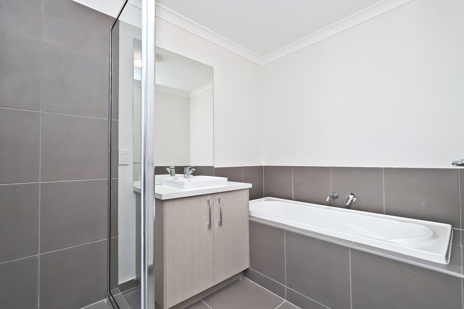 15 Pisa StreetFraser Rise, VIC 3336  - Leased, Fraser Rise - Thumbnail 8