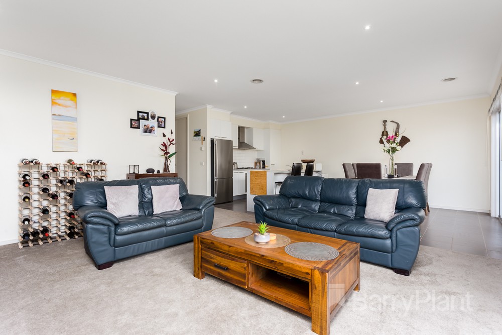 15 Prichard Walk, Point Cook, VIC 3030, Point Cook - Thumbnail 5