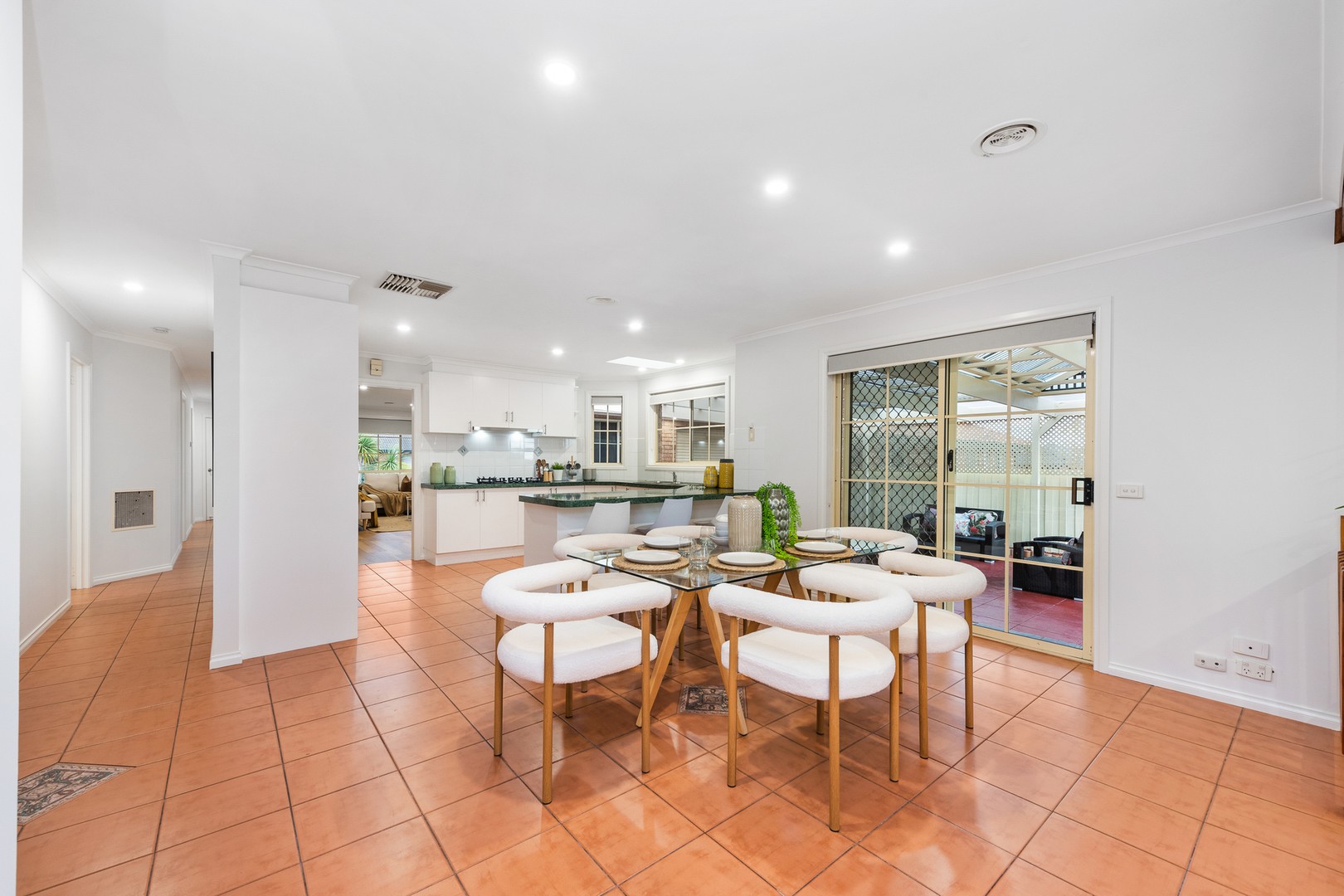 15 Profita Avenue, Sydenham, VIC 3037, Sydenham - Thumbnail 8