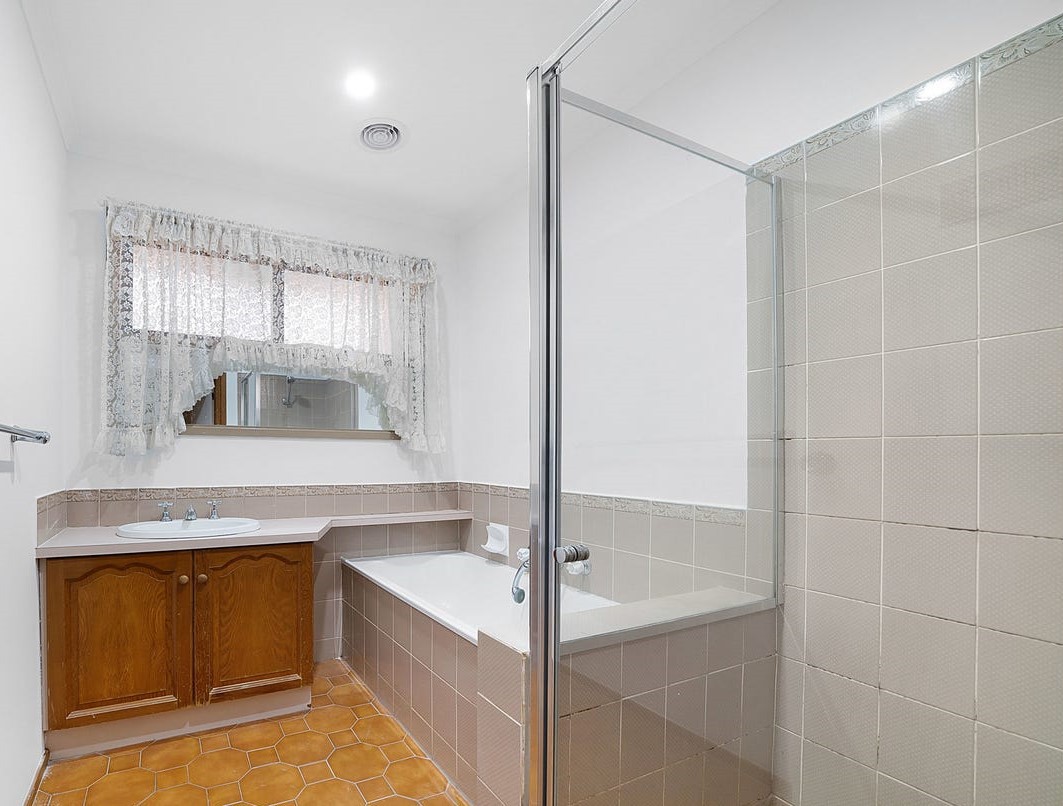 15 Queensbury Way, Werribee, VIC 3030, Werribee - Thumbnail 7