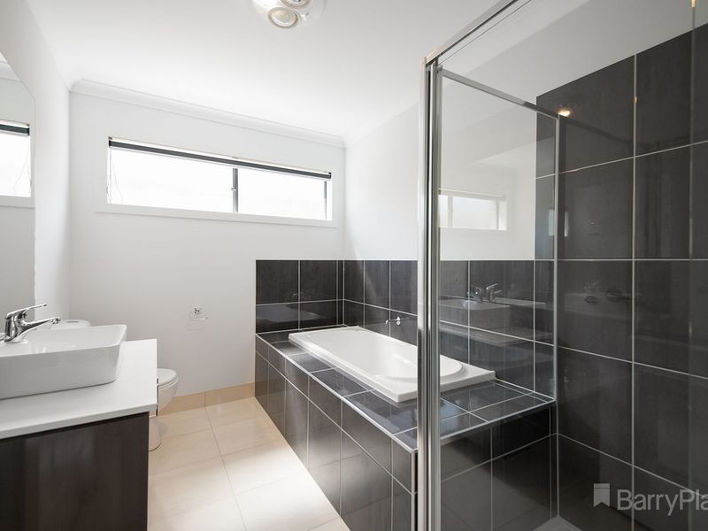 15 Rebecca Court, Pakenham, VIC 3810, Pakenham - Thumbnail 7