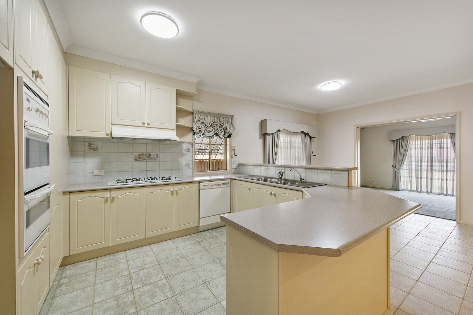 15 Rivergum Place, Hillside, VIC 3037, Hillside - Thumbnail 5