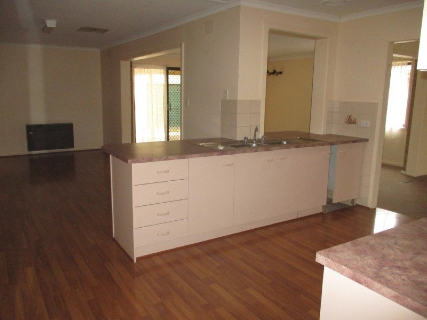 15 Rosina Drive, Melton, VIC 3337 - Thumbnail 2 - 09/05/2026