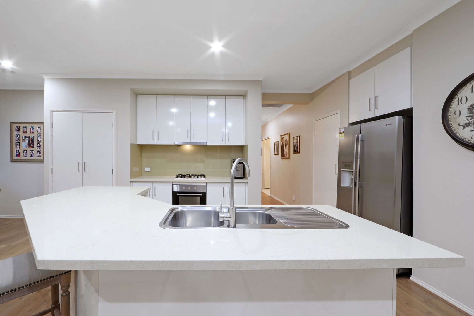 15 Rutherglen Court, Rowville, VIC 3178, Rowville - Thumbnail 2