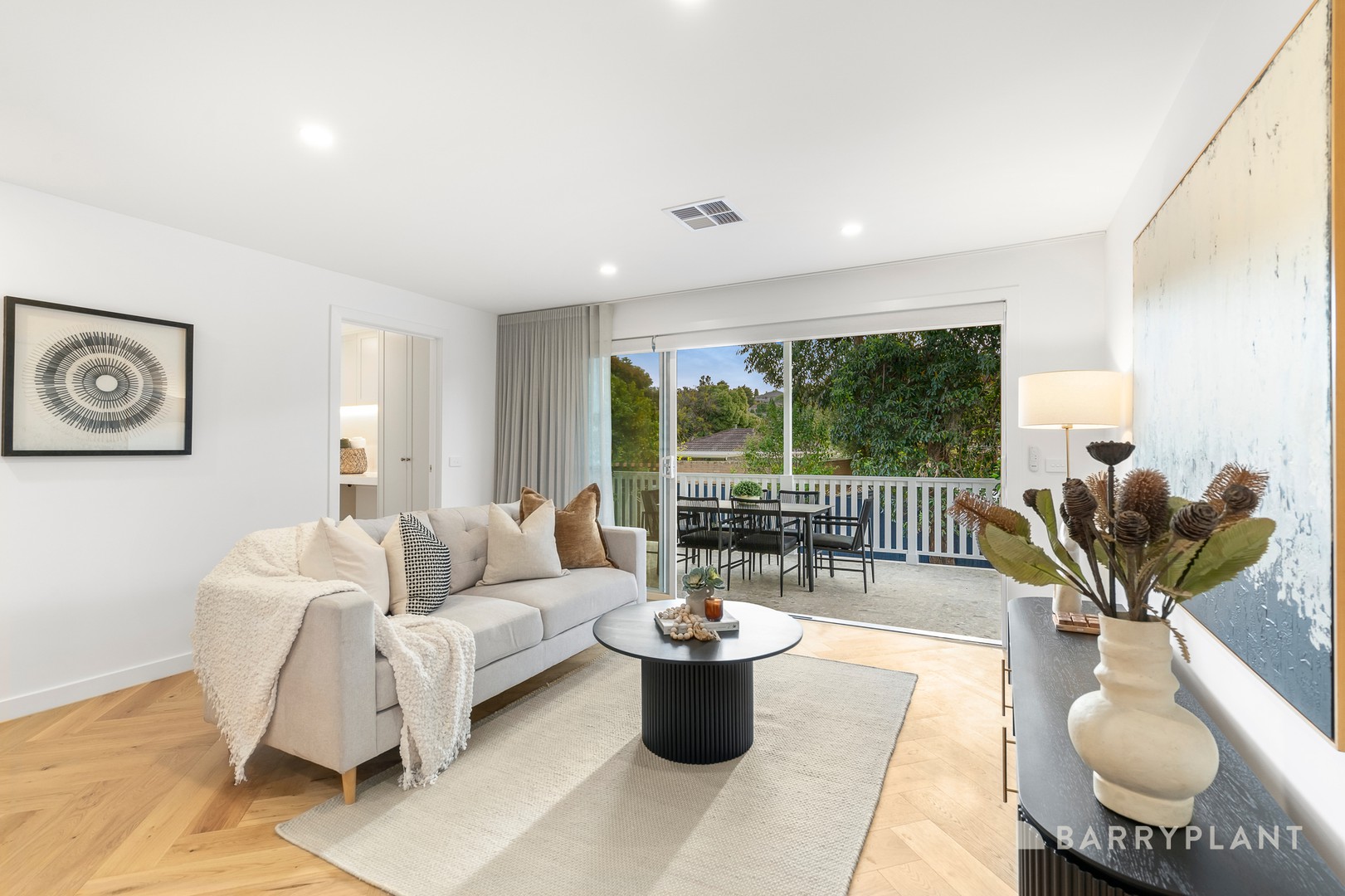 15 Sanders Road, Doncaster East, VIC 3109, Doncaster East - Thumbnail 5