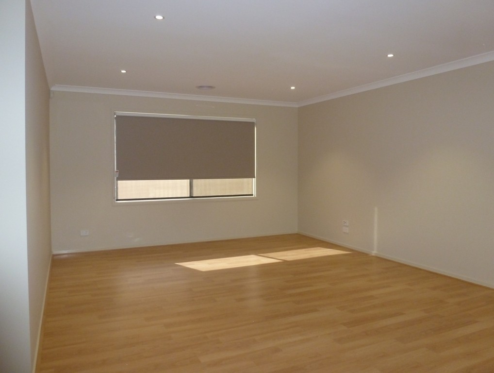 15 Sandy Avenue, Point Cook, VIC 3030, Point Cook - Thumbnail 4