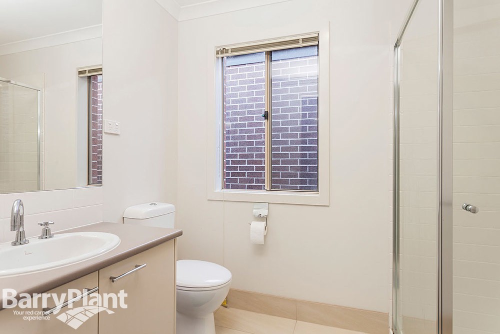 15 Santorini Crescent, Point Cook, VIC 3030, Point Cook - Thumbnail 8