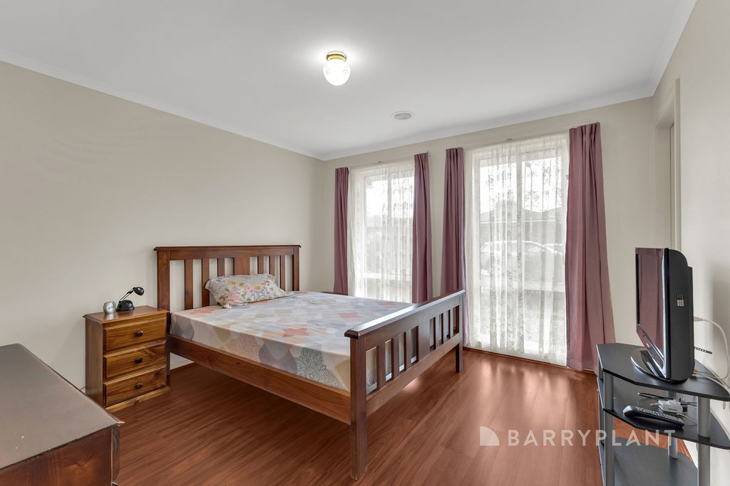 15 Sapphire Drive, Hampton Park, VIC 3976, Hampton Park - Thumbnail 5