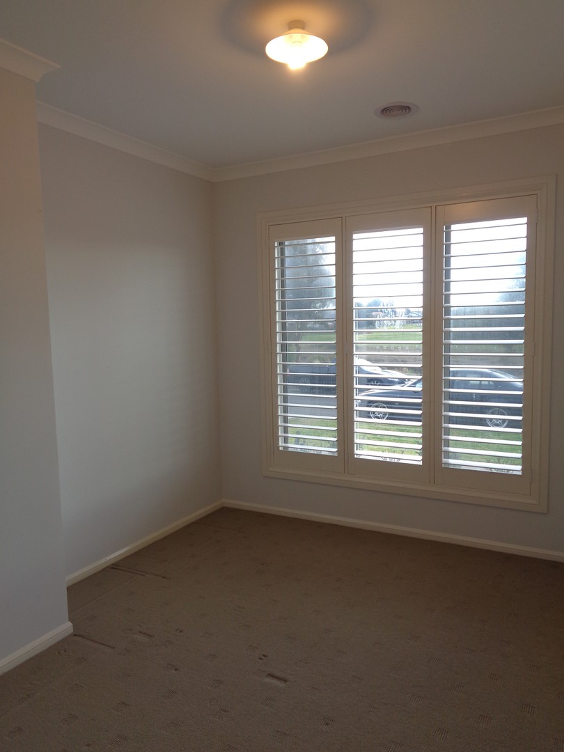 15 Savanna Parade, Truganina, VIC 3029, Truganina - Thumbnail 2